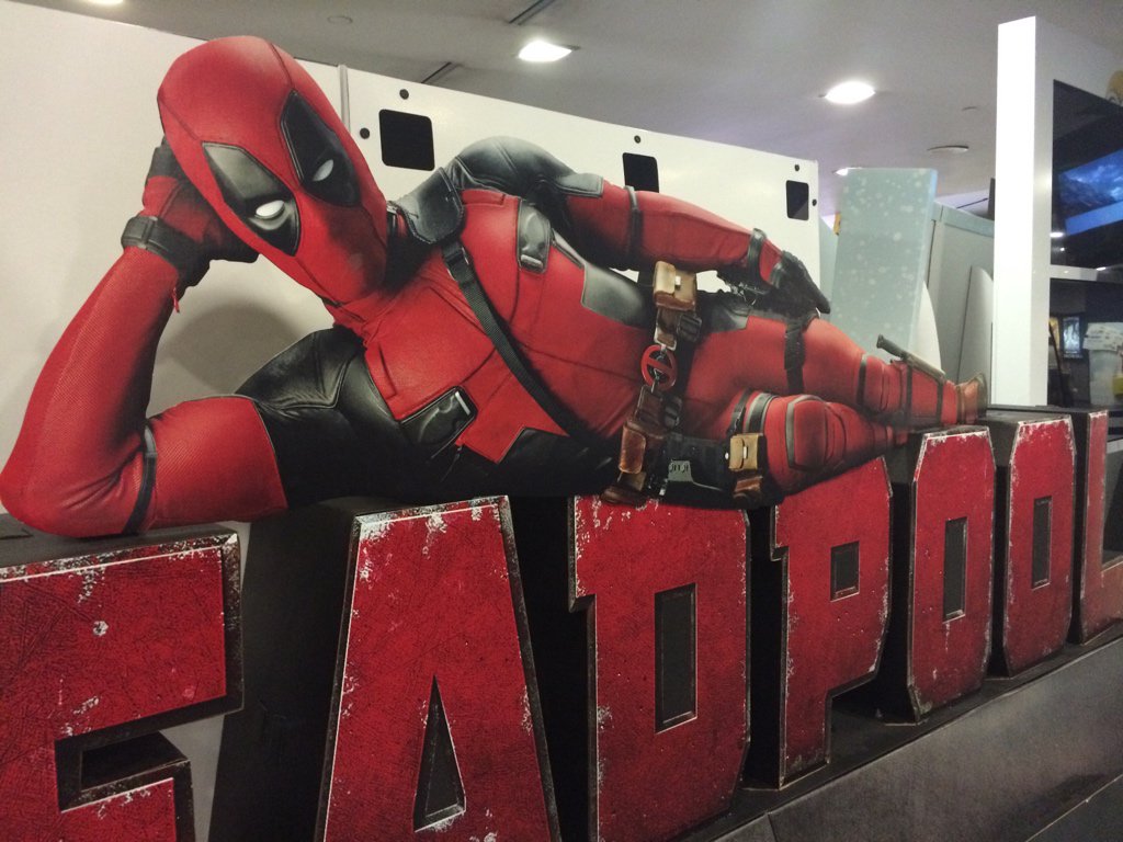 suenosfelinos's tweet photo. Oh! YES!! #DeadPool https://t.co/r7w3rwg2IG
