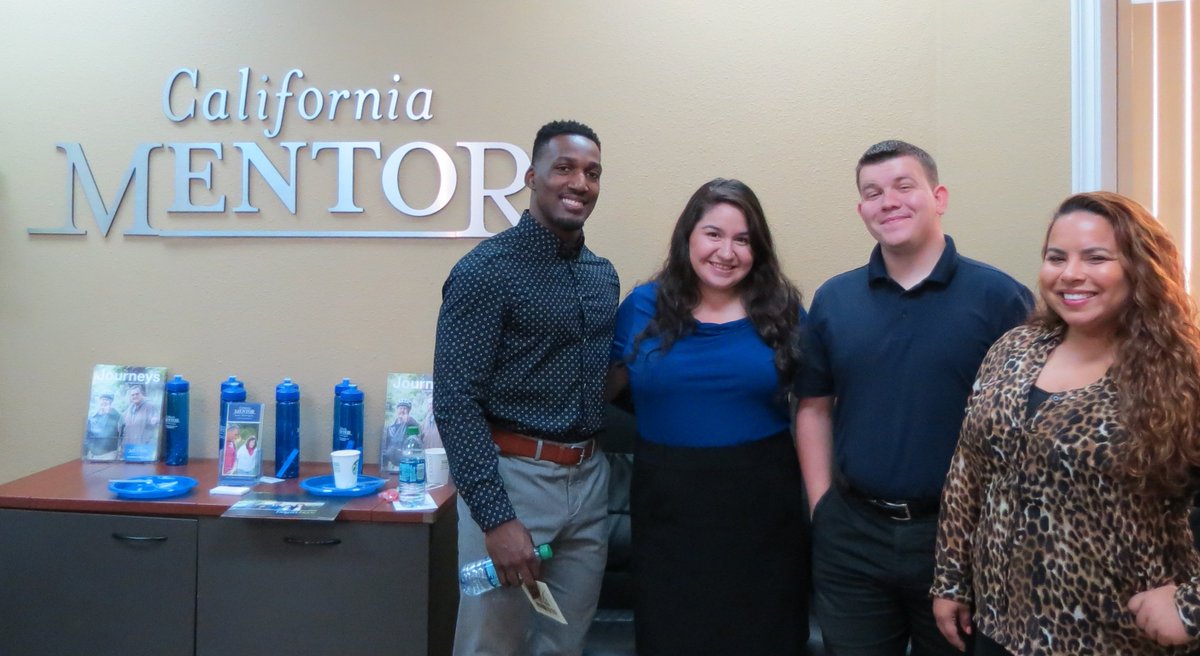 MentorsWanted's tweet photo. Join us for an Information Session in #Hawthorne. Learn how you can become a Mentor. https://t.co/Iwn3Ic18I0 https://t.co/ErnLkhcUuX