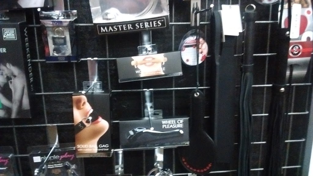 KomarSalesKat's tweet photo. Showroom ideas? Check out our new line of OUCH! Perfect for your awesome #BDSM customers! https://t.co/k4nwfLVUQZ