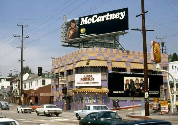 alisonmartino's tweet photo. Linda Ronstadt at the Whisky a Go Go in 1970. Paul McCartney had just released his first solo record. https://t.co/jJns88PF6m