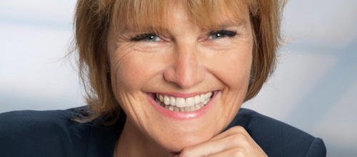 Elle a survécu 8 jours dans la jungle, seule. <a href="/AnnetteHerfkens/">Annette Herfkens</a> un modèle de résilience buff.ly/1TzbRRN