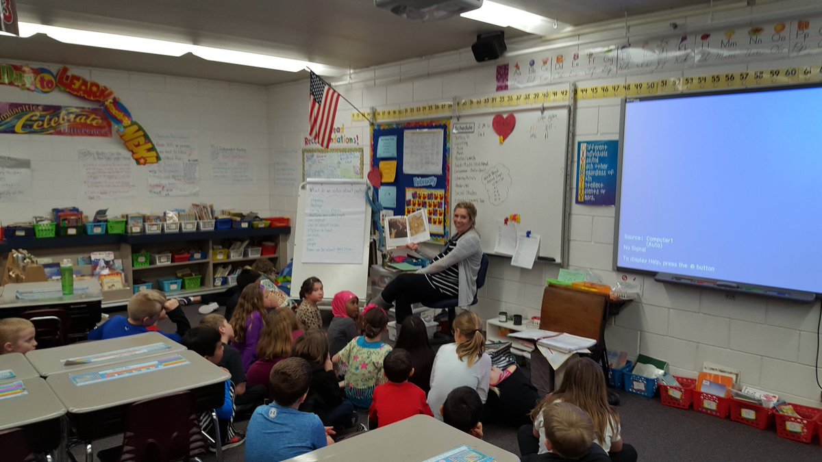 LaRue306WW's tweet photo. Celebrating #WorldReadAloudDay by traveling through all 4 3rd grade rooms to hear different books read aloud! https://t.co/M69WxpRJ50