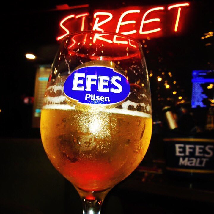 First street'te buz gibi bira keyfi...