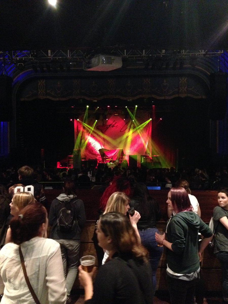 AlexLyne10's tweet photo. @WeAreTheUsed tonight at @O2ForumKTown ... Cannot wait!! #theused https://t.co/QzIkuoLgJW