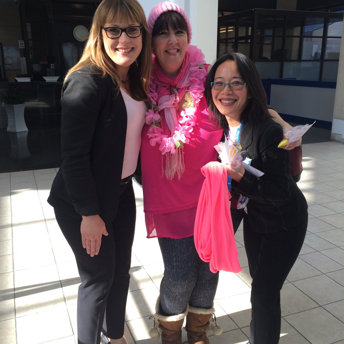 Rukus01's tweet photo. @atbfinancial Rockin' the pink at ATB Place! #Albertapink https://t.co/LSnGilOMyA