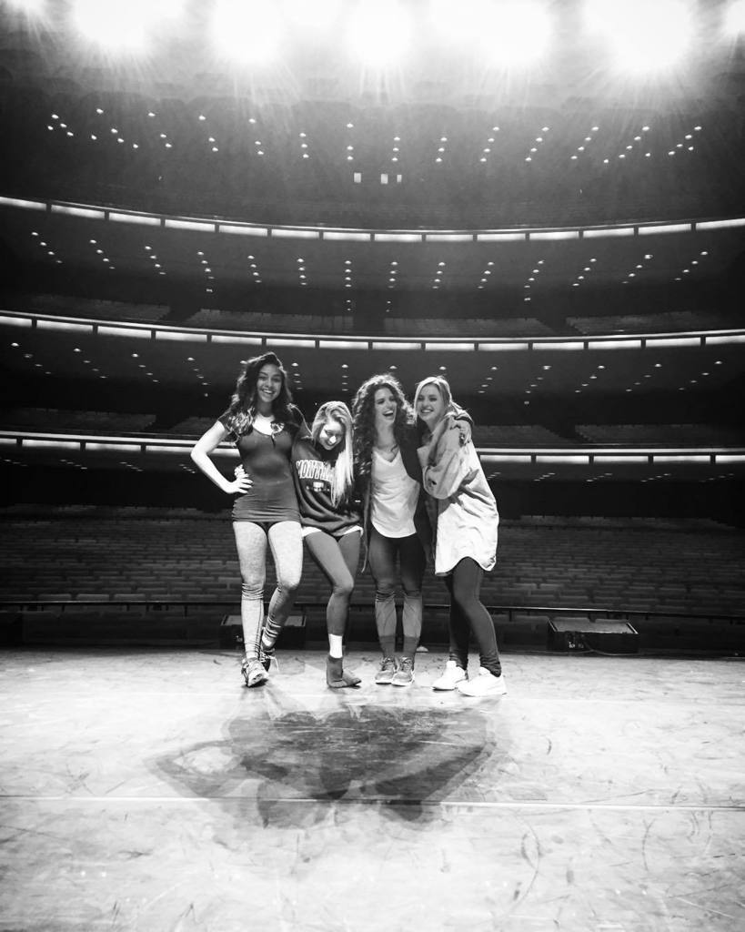 JoRdanCLark18's tweet photo. ❤️Montreal https://t.co/l0DAYBVQFx