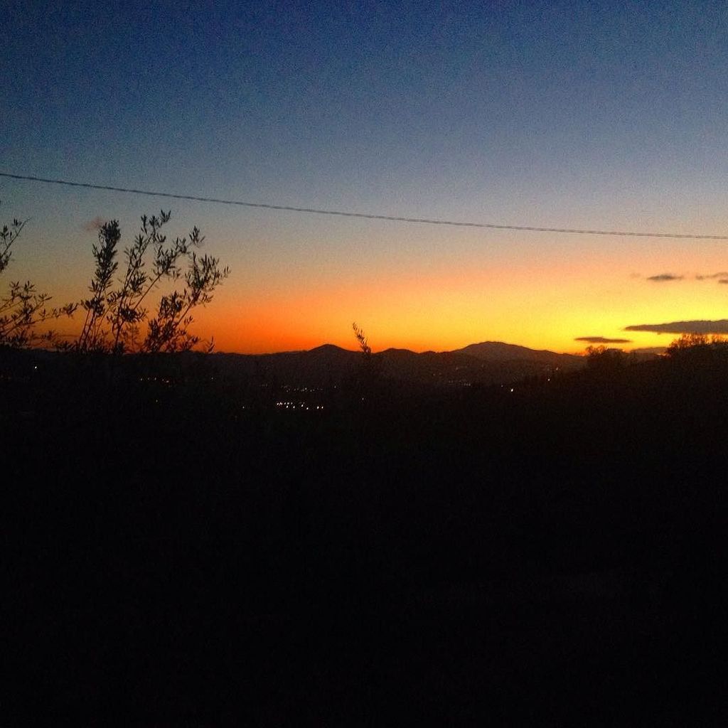 HanniMartiniii's tweet photo. #sunset #Andalucia #axarquia #spain #freedomfix #free #freedom #digitalnomad #digitalmarke… https://t.co/ULPn1g62sX https://t.co/QseQHAkjdN