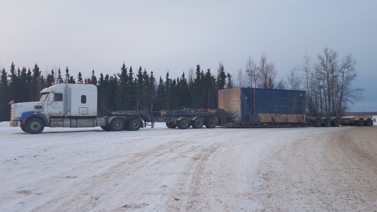 PrecSpecInc's tweet photo. @PrecSpecDiv waiting to unload in Dawson Creek https://t.co/YidMsa0bXw