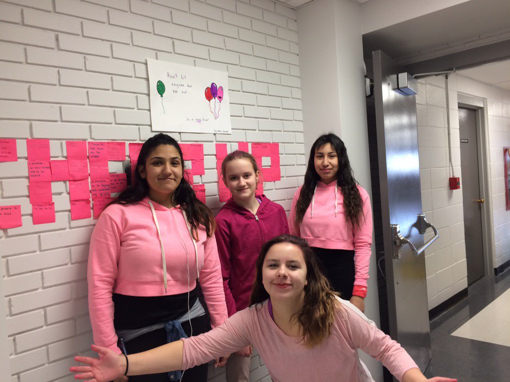 A_kawaca's tweet photo. #pinkshirtday #Stmarktransform #abed #ecsdawesome St. Mark students stand up against bullying, WAY TO GO!!! https://t.co/FGgd7z1HG4