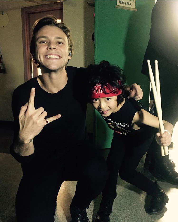 i_am_LouisGirl's tweet photo. #sosfamRT 
#SLFL参戦した人RT 
#5SOSFC参戦した人RT 
#5SOSに恋してる人RT 
#5SOS大好きな人RT 
#とりあえずRT >>>🇦🇺❤️💭 https://t.co/3dAjMSwys3