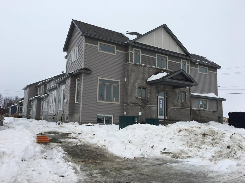 ClaridgeBWT's tweet photo. The exterior of Block 33 is almost complete! We're loving the colour palette on these homes! #Progress #NewHomes https://t.co/0PyJFYrgmU