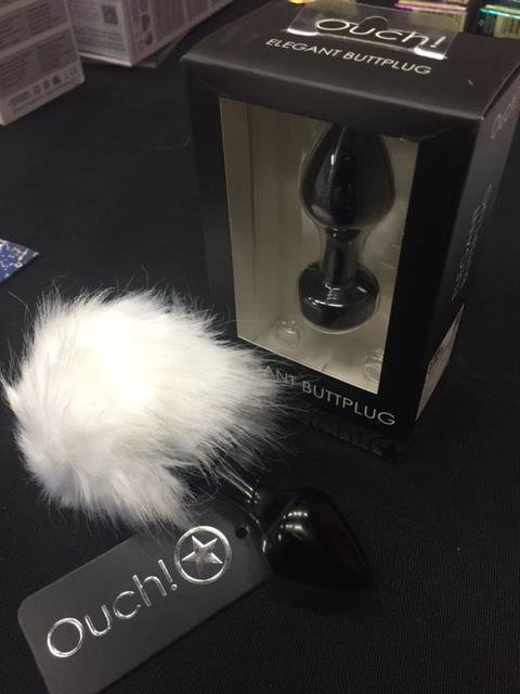 komarwholesale's tweet photo. Do it like a rabbit! (Look at these cute new metal plugs from @shotsmedia!) https://t.co/njB23GewMl