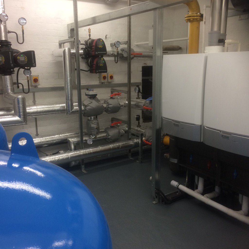 acivico69's tweet photo. New boiler house completed at Kings norton boys school https://t.co/8pe4Y6eAHG