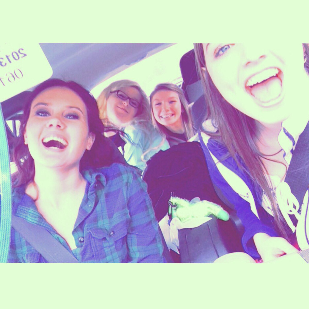 AbigailJordan47's tweet image. #seniorvideo