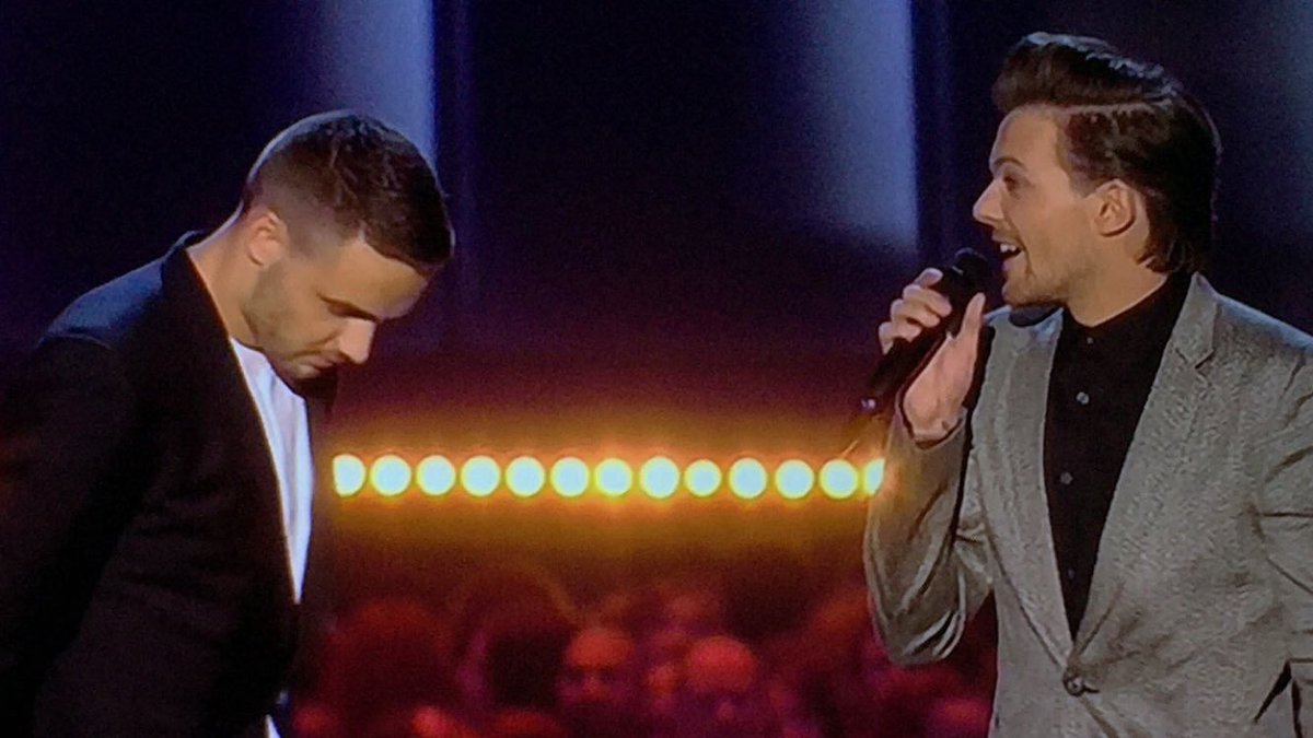 cupalwt's tweet image. WE WON #BRITs2016