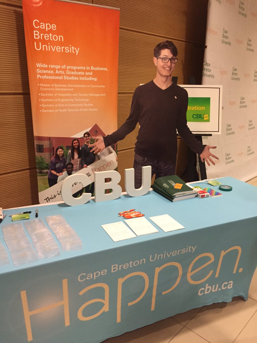 caper_buzz's tweet photo. Cardboard me is super excited for CBU 101:) Come say hi!! @cbuniversity @CBUSU @DrDavidWheeler1 https://t.co/AXdIgtuFVm