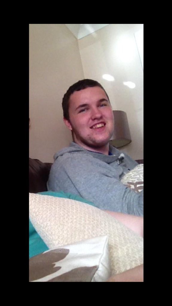 CopperBaws's tweet photo. rare photo of @docatron1 before anorexia ruined his life #pray4doc https://t.co/qtTvpYgQ6j