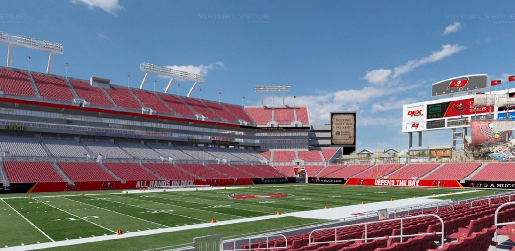 BucsBlake's tweet photo. #Bucs fans, 4 season passes just opened on the sideline in row 8 on the aisle! DM me for more info! #Bucs2016 https://t.co/OwJ9cd92aJ