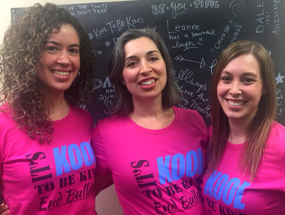 KoolFMBarrie's tweet photo. Real women build eachother up, not tear eachother down. It's #KoolToBeKind every day- Jocelyn, Lisa &amp; Leanne https://t.co/MgOeOXdXRy