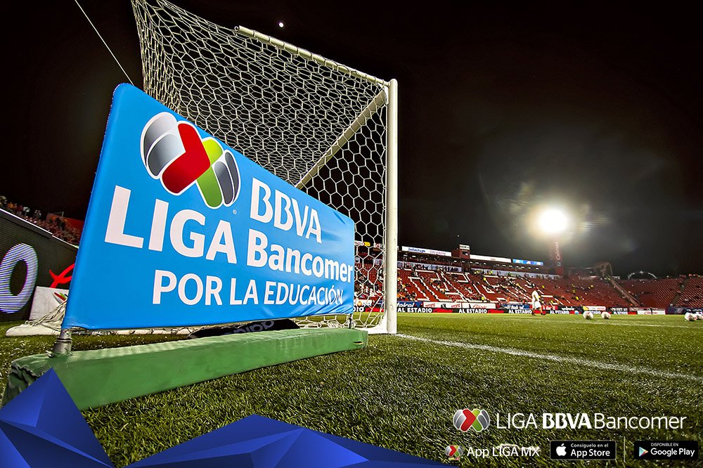 LigaBBVAMX's tweet photo. 📸 📸 📸 #J7CL2016 #PorLaEducación en el @XolosOficial vs @FuerzaMonarca
#LIGABancomerMX @FBBVABancomer @Voit https://t.co/kQ3wDdkz8q
