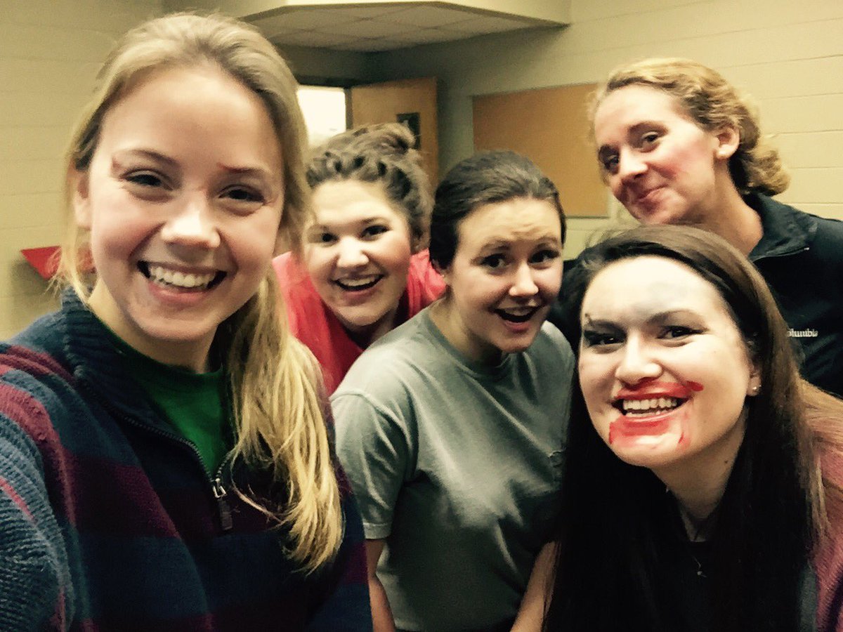 SAIThetaDelta's tweet photo. Blind folded makeovers because you always look better with more lipstick 💋 https://t.co/IjRRNKofT8
