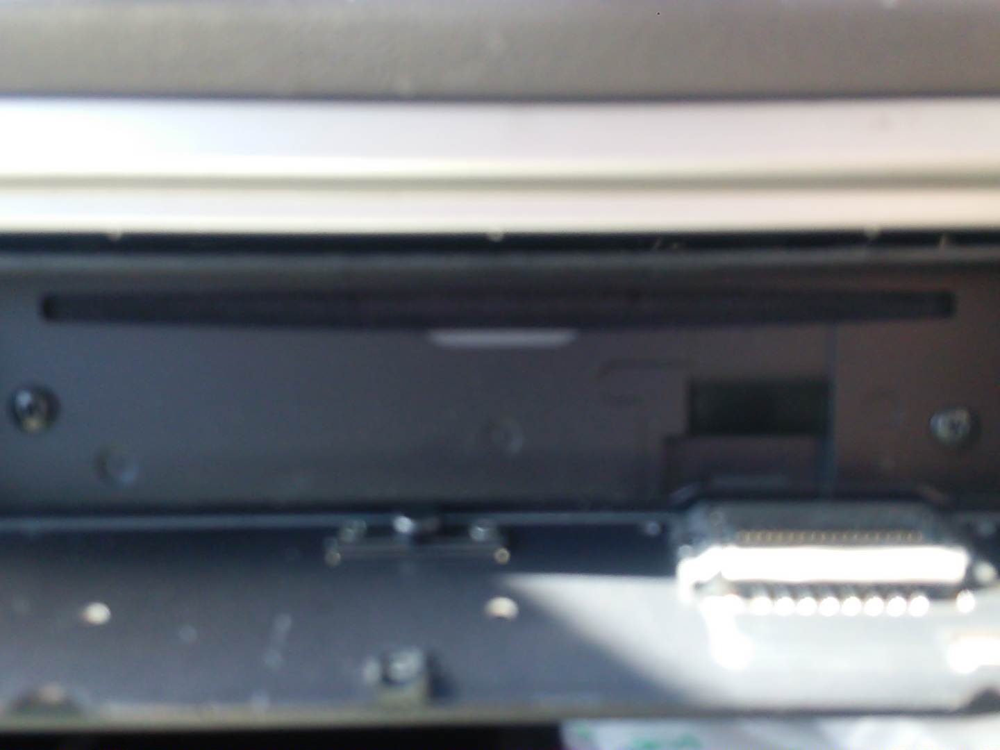 Raven 加賀岬で8cm Cdデビューする人達に注意喚起 カーオーディオなどのスロットイン タイプ 画像1 はそのまま入れると故障の原因になるので必ずアダプター 画像2 を装着してからスロットに入れてください 艦これ 加賀岬 T Co I5rrtuvvst Twitter