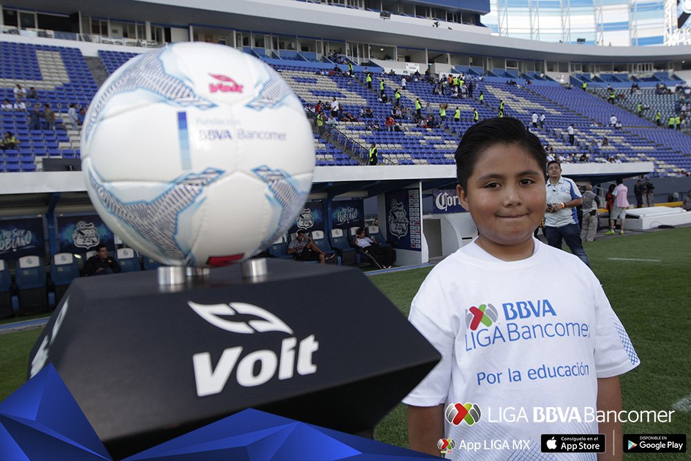 LigaBBVAMX's tweet photo. 📸 📸 📸 #J7CL2016 #PorLaEducación en el @PueblaFC vs @Dorados
#LIGABancomerMX @FBBVABancomer @Voit https://t.co/q4PLw88x3T