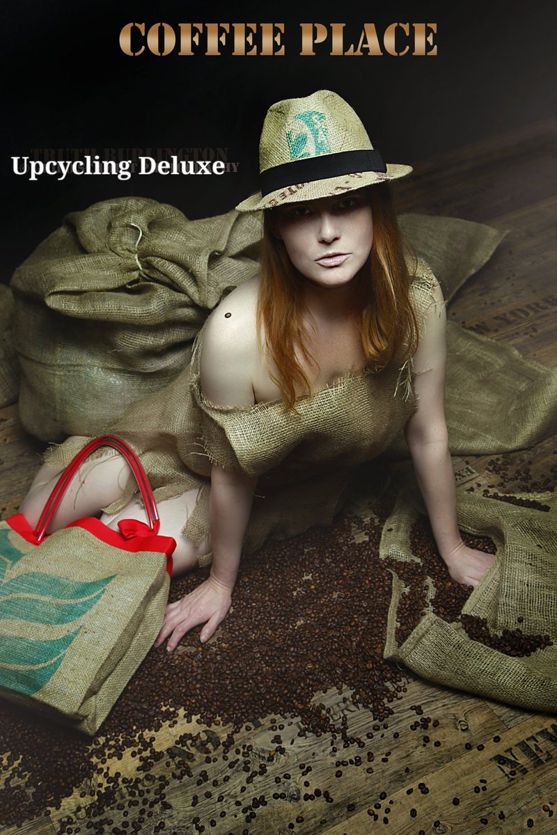 BurlingtonTruth's tweet photo. Dankeschön an Upcycling Deluxe 
Hut und Tasche von Upcycling Deluxe  ( aus Kaffeesäcken gemacht 👍) Truth Burlington https://t.co/ZoAzT90KDq