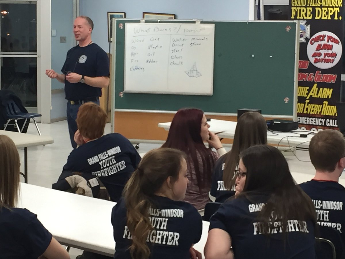 FirechiefVince's tweet photo. Grand Falls-Windsor youth firefighters looking good in official tee shirts tonight during training. #GFWFIRE #yftp https://t.co/m5ZxdBMqAm