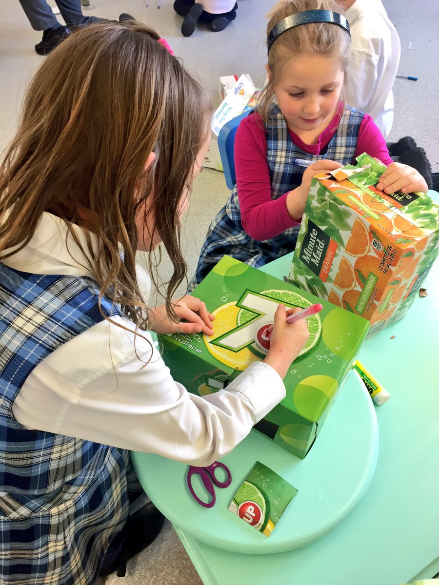 ClimbandGrow's tweet photo. @Energy_Lit @ccbadge #collaboration with our grade 1 #friends @rvssocial for our #recycling &amp; living green project https://t.co/rtCoEr63Lf