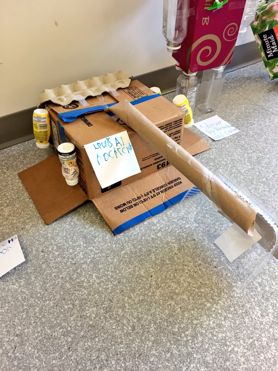 ClimbandGrow's tweet photo. Our @Energy_Lit Art Exhibit was a SUCCESS!! @rvssocial @Erin_YYC @ccbadge #livinggreen #recycling #environmentlove https://t.co/C3pZrzsv37