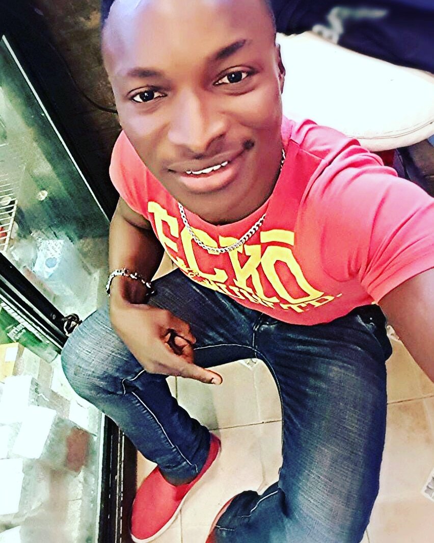 PeeTolo's tweet image. 