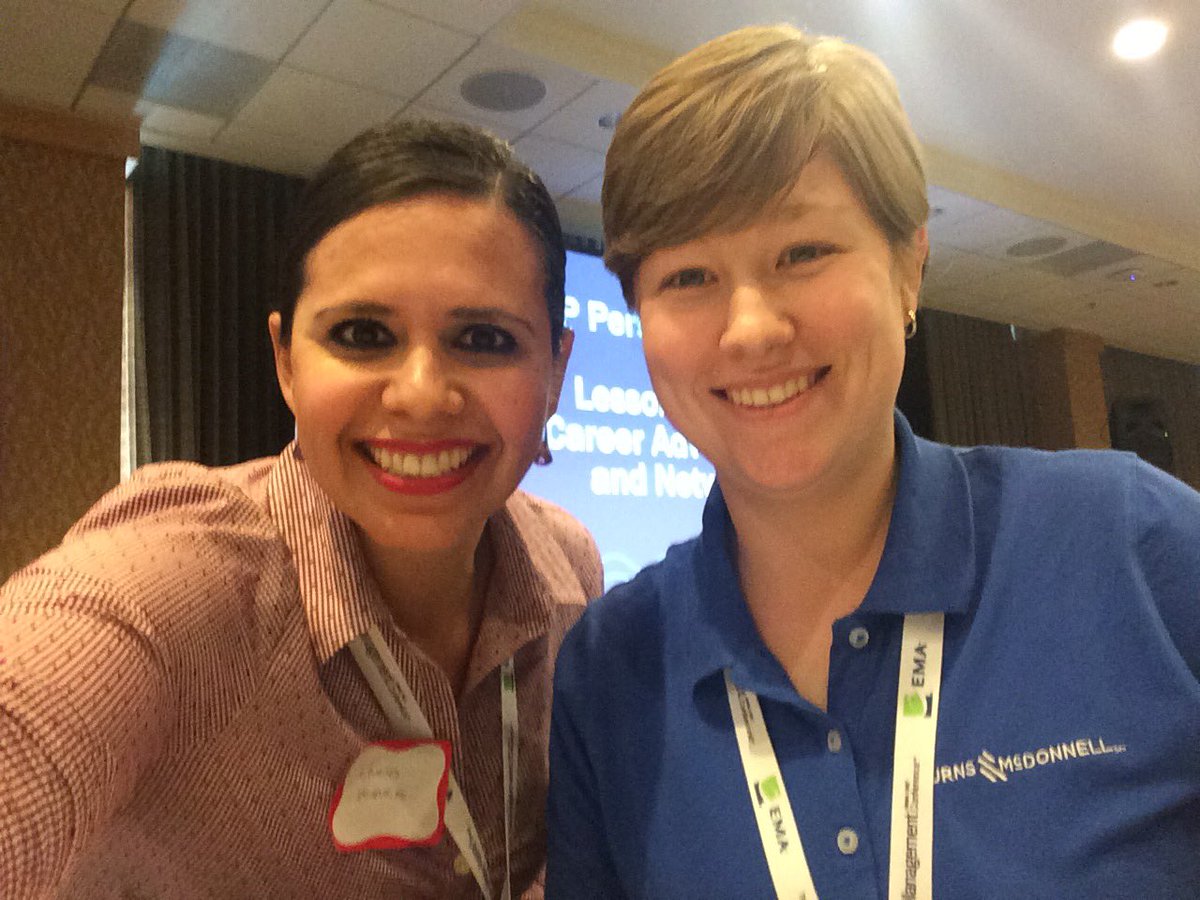 LourdesLRod's tweet photo. A perk of the #waterYPsummit is making new friends. Meet Katie from Kansas City! #Paparazzi https://t.co/K8oNEdfbWS