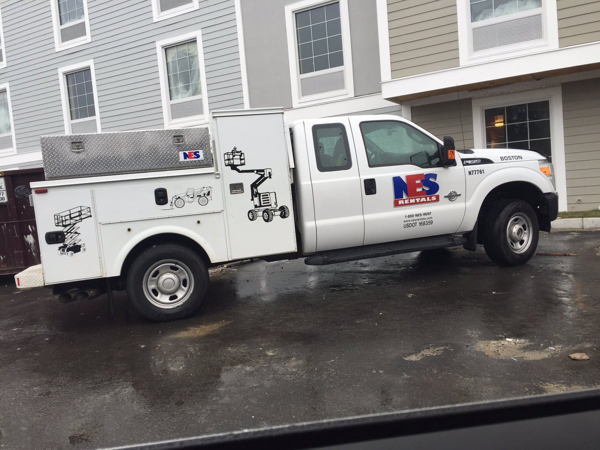 PhatJoe21's tweet photo. @nesrentals Big thank you to Boston service dept. and Billy Smith for helping out the Prov. branch today #NESpotted https://t.co/VBLIcXhsqy