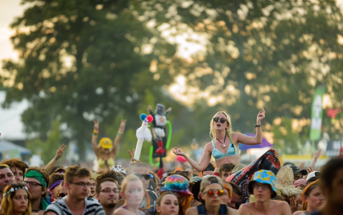 Bonnaroo's tweet photo. Current Mood: Would rather be at Bonnaroo... Is it June yet? #bonnaroo https://t.co/9pamSVrLV0