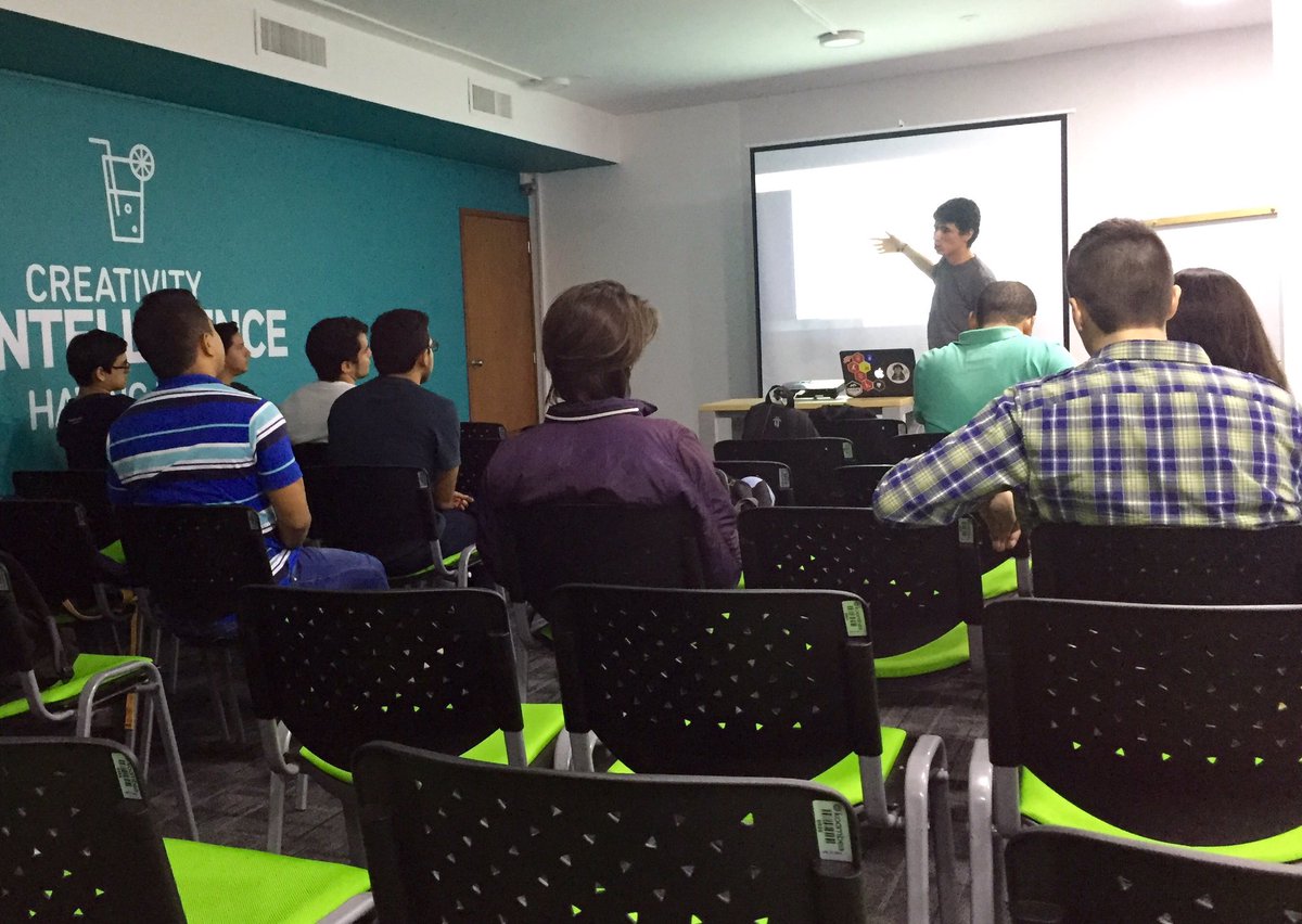 AreaDosCO's tweet image. Aquí estamos en evento de #networking para #desarrolladores @RubyBAQ @koombea