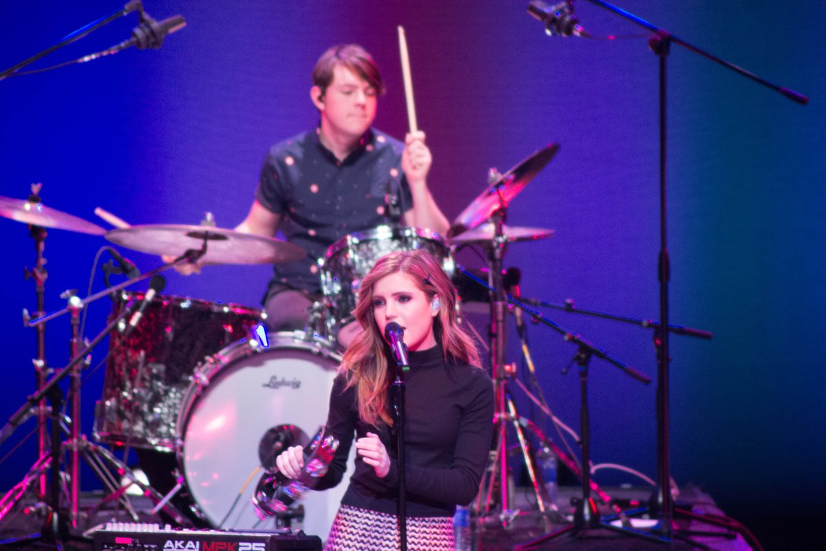 The "cool kids" came to see <a href="/echosmith/">Echosmith</a> at <a href="/LindenwoodU/">LindenwoodUniversity</a> Tuesday night lindenlink.com/2016/02/24/ech…