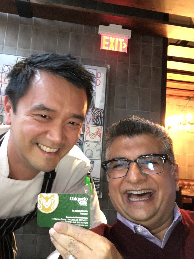 mojessa's tweet photo. @chefdavidwong how lucky are we to meet with this game changer? https://t.co/4MfaXsdcY1