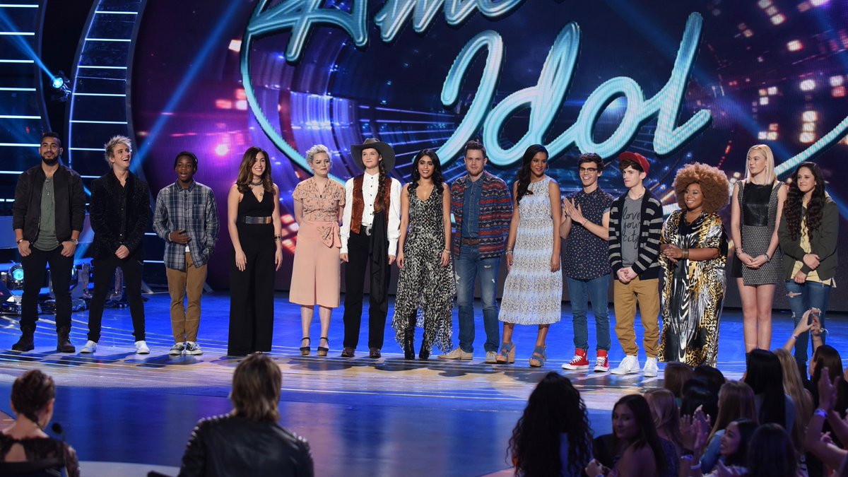 AmericanIdol's tweet photo. Who will get the fast pass straight into the #IdolTop10? Find out right NOW. #IdolTonight https://t.co/bVb08GmSVg