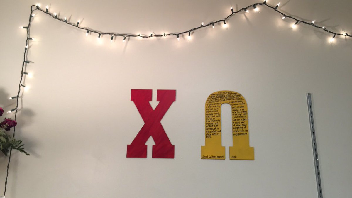 raysueee's tweet image. #ChiOmega #CardinalAndStraw #MOONBALL #Letters
