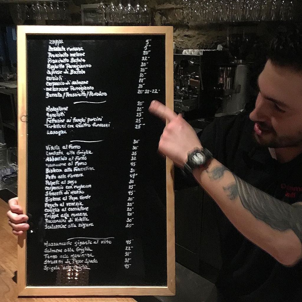 MartinRouleau1's tweet photo. Au menu: Insalata Romana e Agnolotti par @emmaboss777 :-) #daemma #mtlmoments #livemontrea… https://t.co/jGBTUh4IG7 https://t.co/cuvMUONdeD