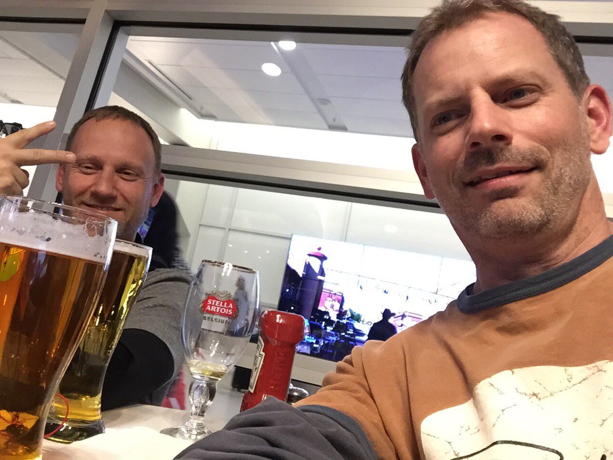 TimTanner44's tweet image. Thanks to @United now in Dallas. Just learned that after 12 hours we are 40 miles closer to Denver!  3.33 mph.