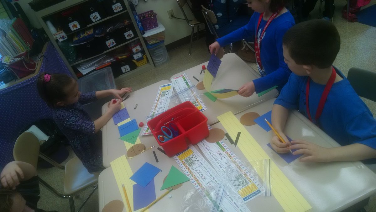 Laura Compton tweet media