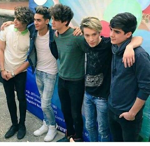 Cd9centroameri's tweet image. Bebés *-*
@soyalonsovillal @soyalannavarro @JosDice @soyfreddyleyva @bryanmouque 
~Juli
