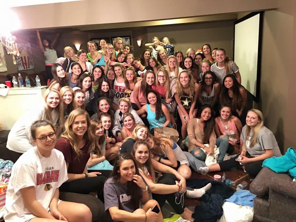 #WomanCrushWednesday to all 62 women of the newest pledge class 😊
