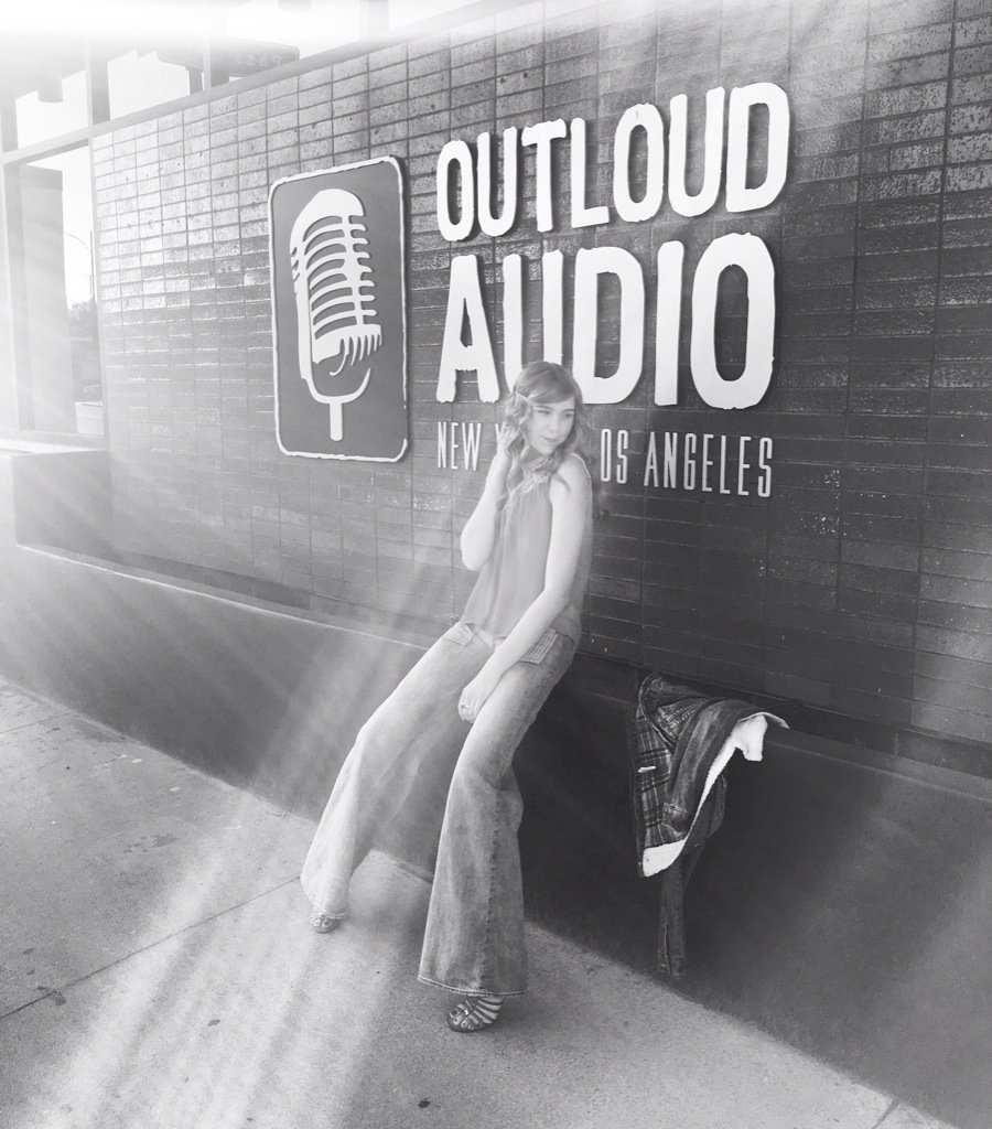 BrennleyBrown's tweet photo. Had such a fun day @ OutLoud Audio #blackandwhite #outloudaudio #voiceover #LA https://t.co/6uauV33sLQ