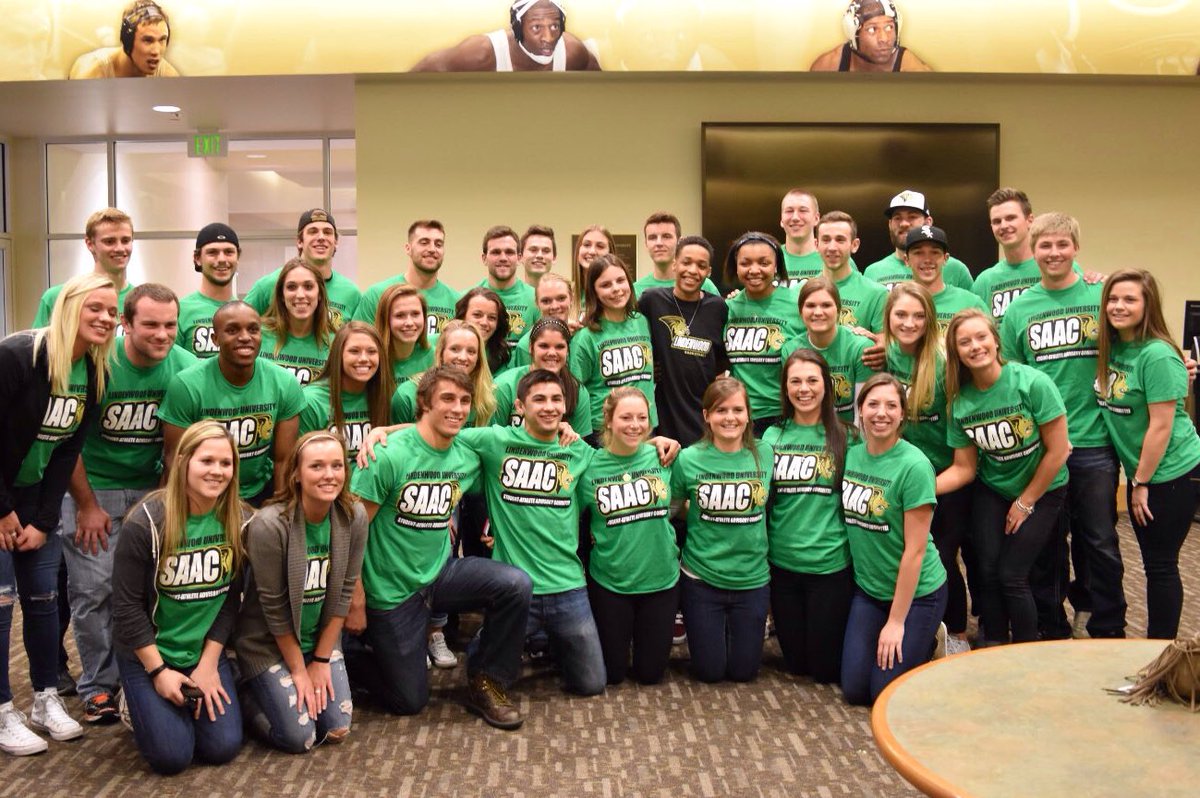 MakeAWishMOKAN's tweet photo. A HUGE thank you to @LULionsSAAC for being incredible hosts! #LUWishNight @LU_Lions https://t.co/ANOVyKSox7