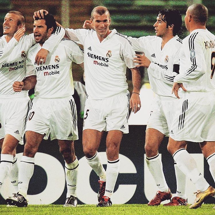 RMCFes's tweet photo. Lo que era hace unos años el Real Madrid, señoras y señores. Algo de fútbol... https://t.co/8YnXgP5xUs