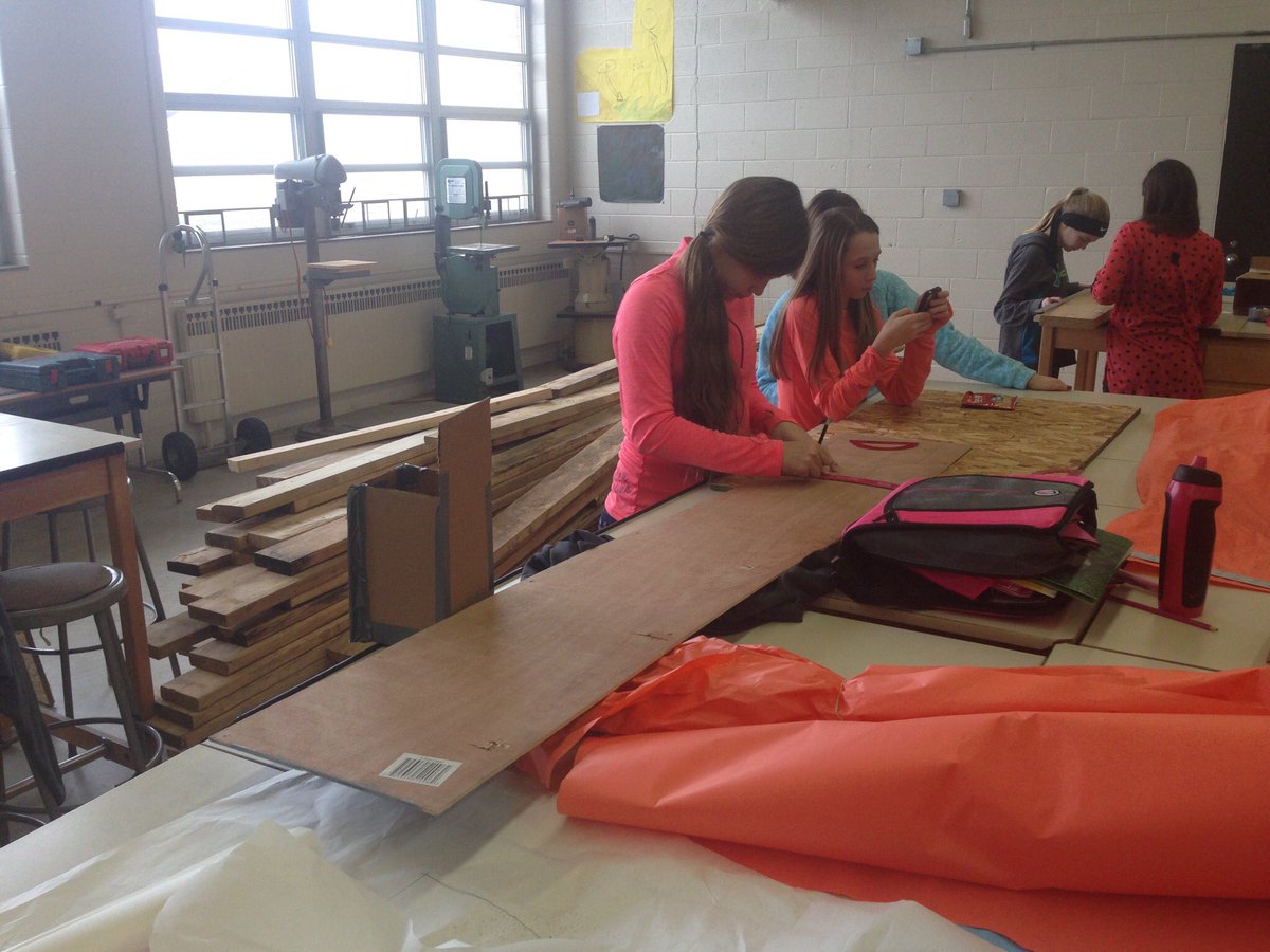 STREAMSchool's tweet image. #streamschool is now a wood shop!  #projectnestwatch is underway. #miched #htownstrong #pbl #pblchat #designthinking
