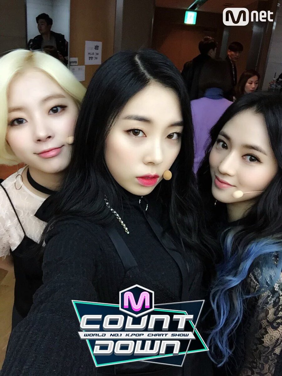 Ladieslavely5's tweet image. [160225]  MnetMcountdown 
#WelcomeBackLadiesCode